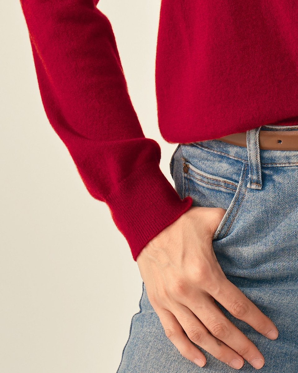 100% Cashmere Classic V - Neck Sweater