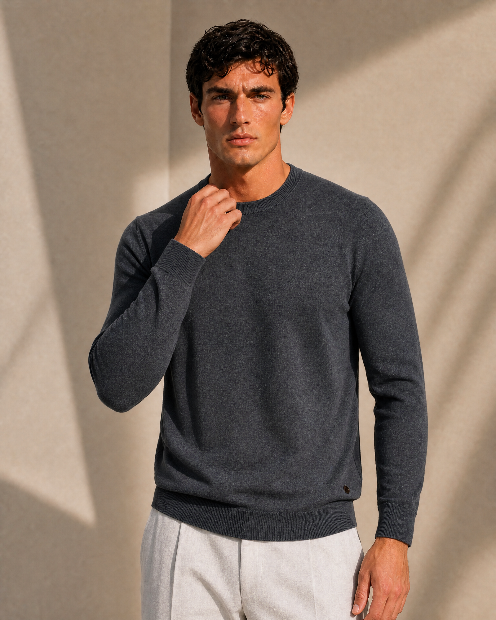 100% Cashmere Lightweight Crewneck Sweater