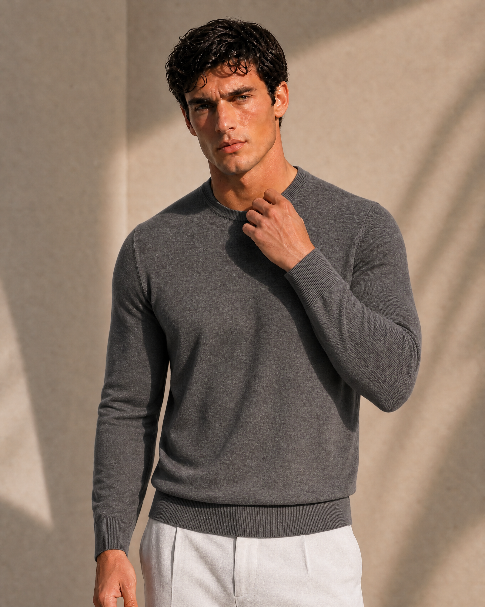 100% Cashmere Lightweight Crewneck Sweater