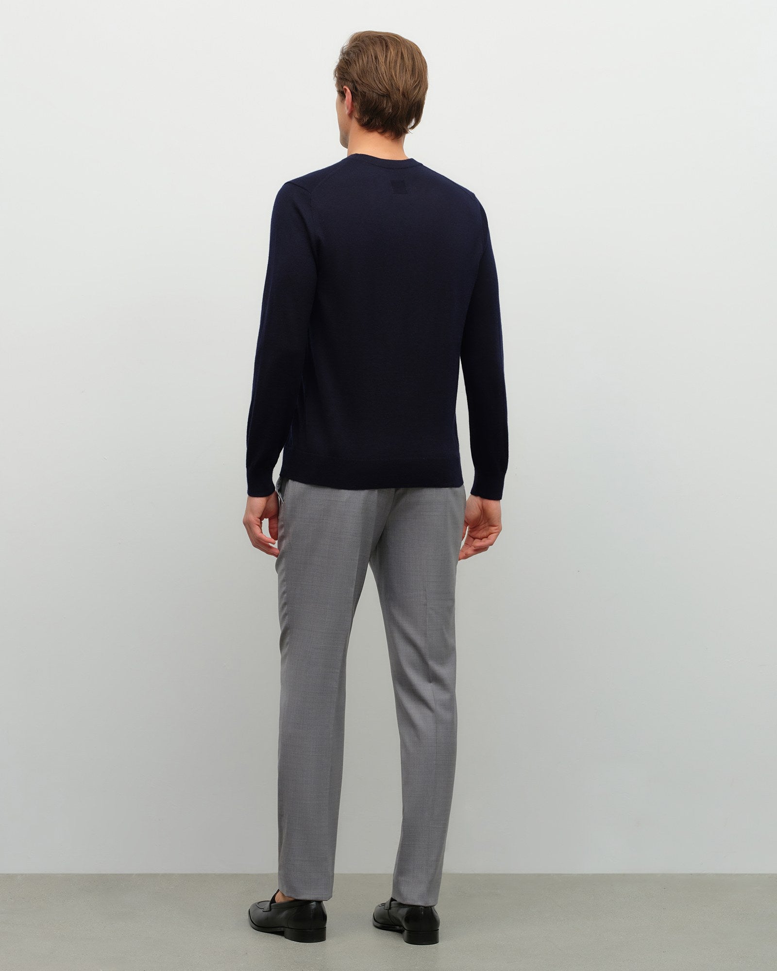 Lightweight 100% Cashmere Crewneck Sweater