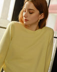 Classic Women's Cashmere Crewneck Sweater