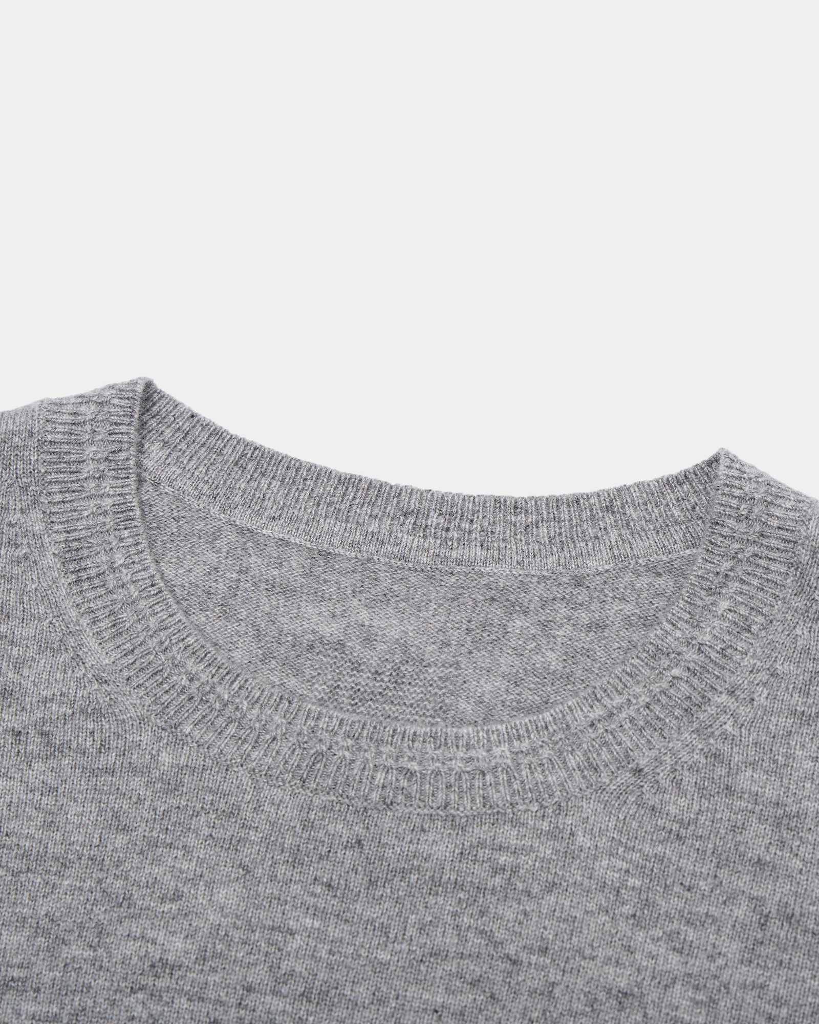 Classic Women's Cashmere Crewneck Sweater