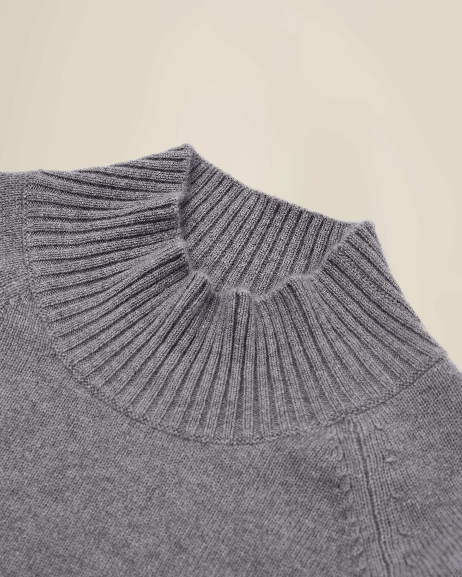 Women's 100% Cashmere Mock Neck Sweater