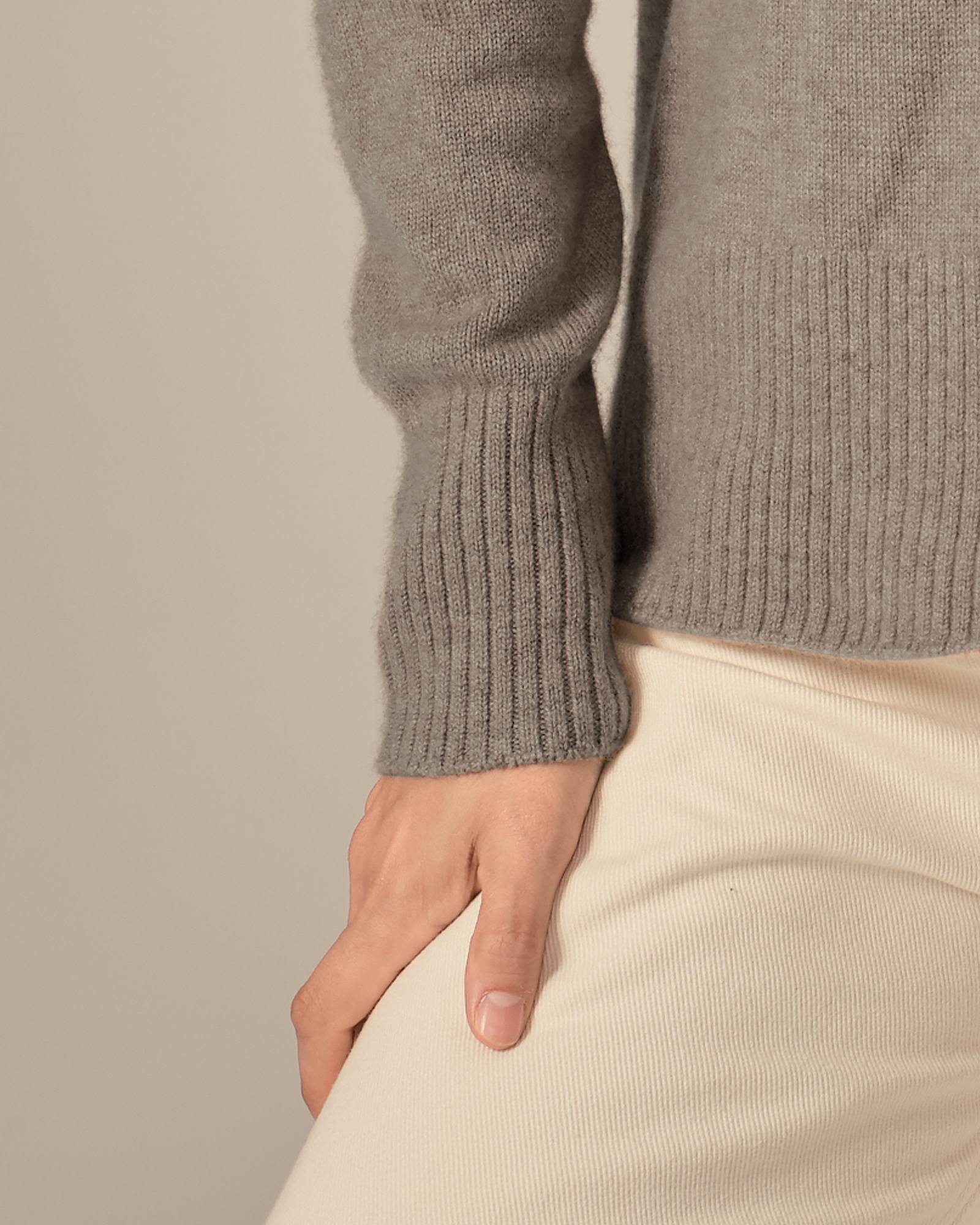 Timeless 100% Pure V-neck button cardigan