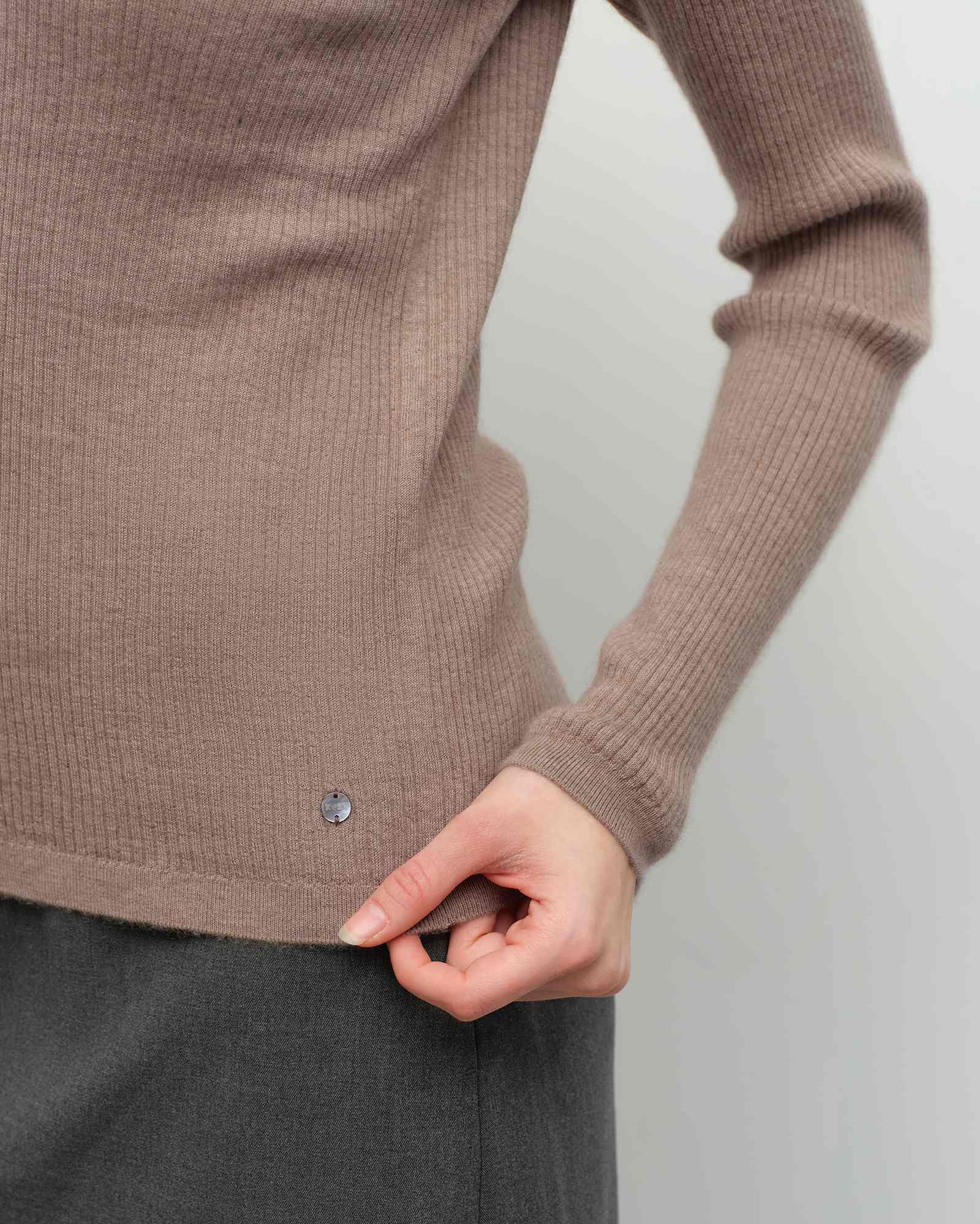 Soft Ribbed V-Neck Cashmere Sweater