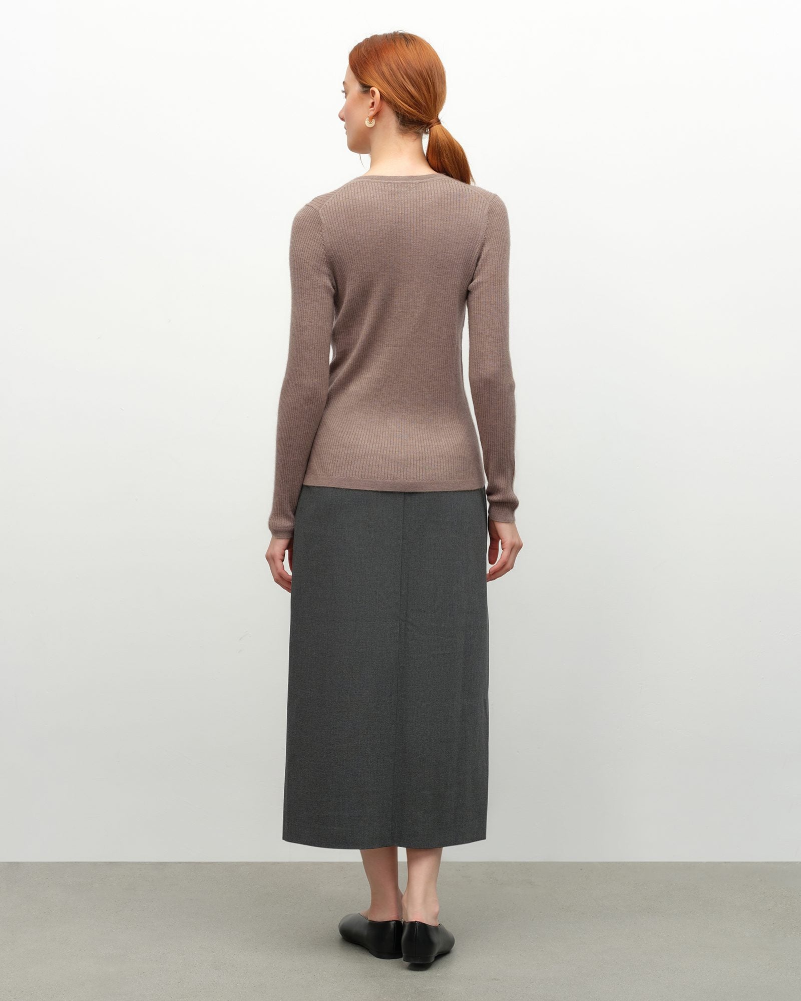 Soft Ribbed V-Neck Cashmere Sweater