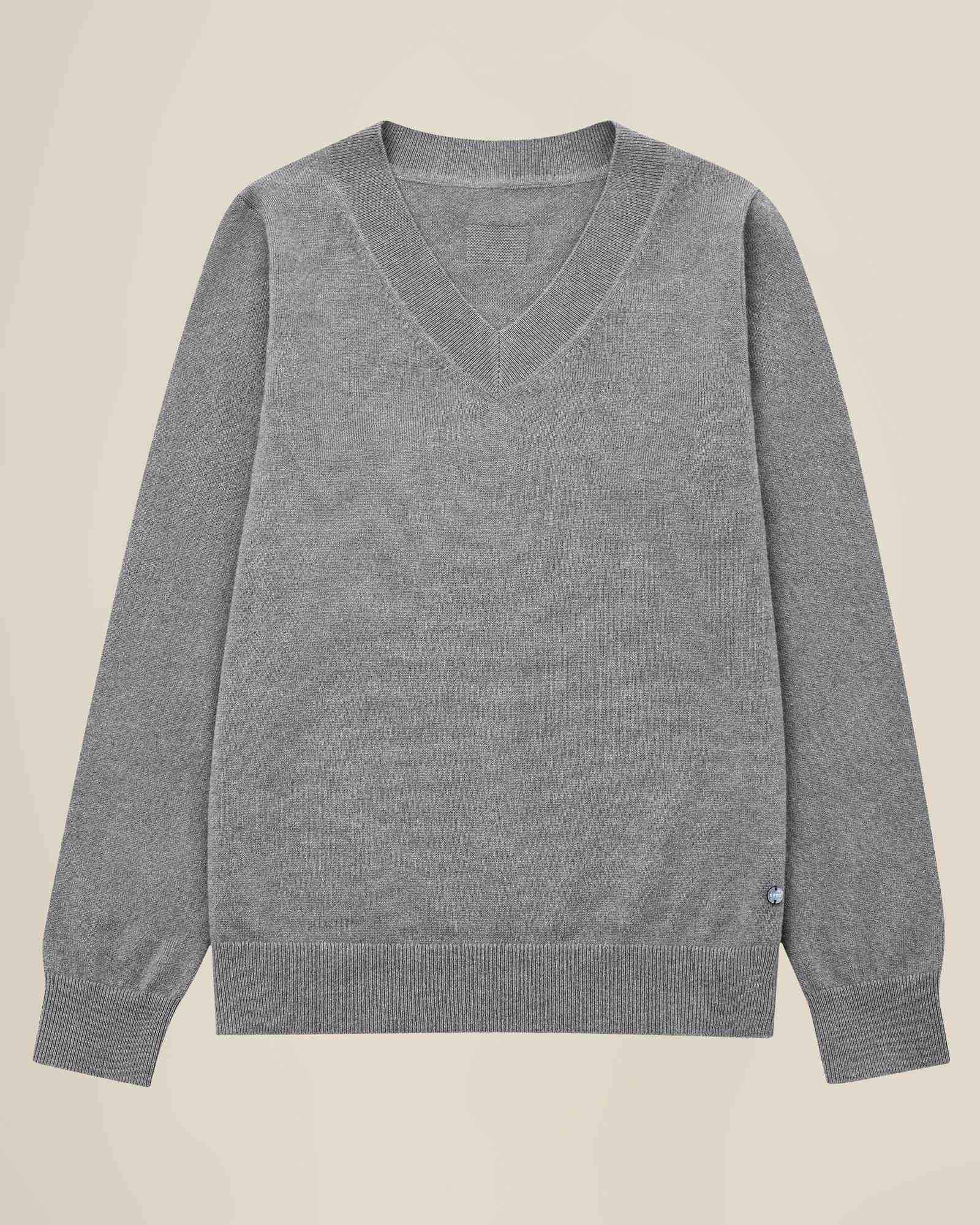Classic Women's Cashmere V-Neck Jumper
