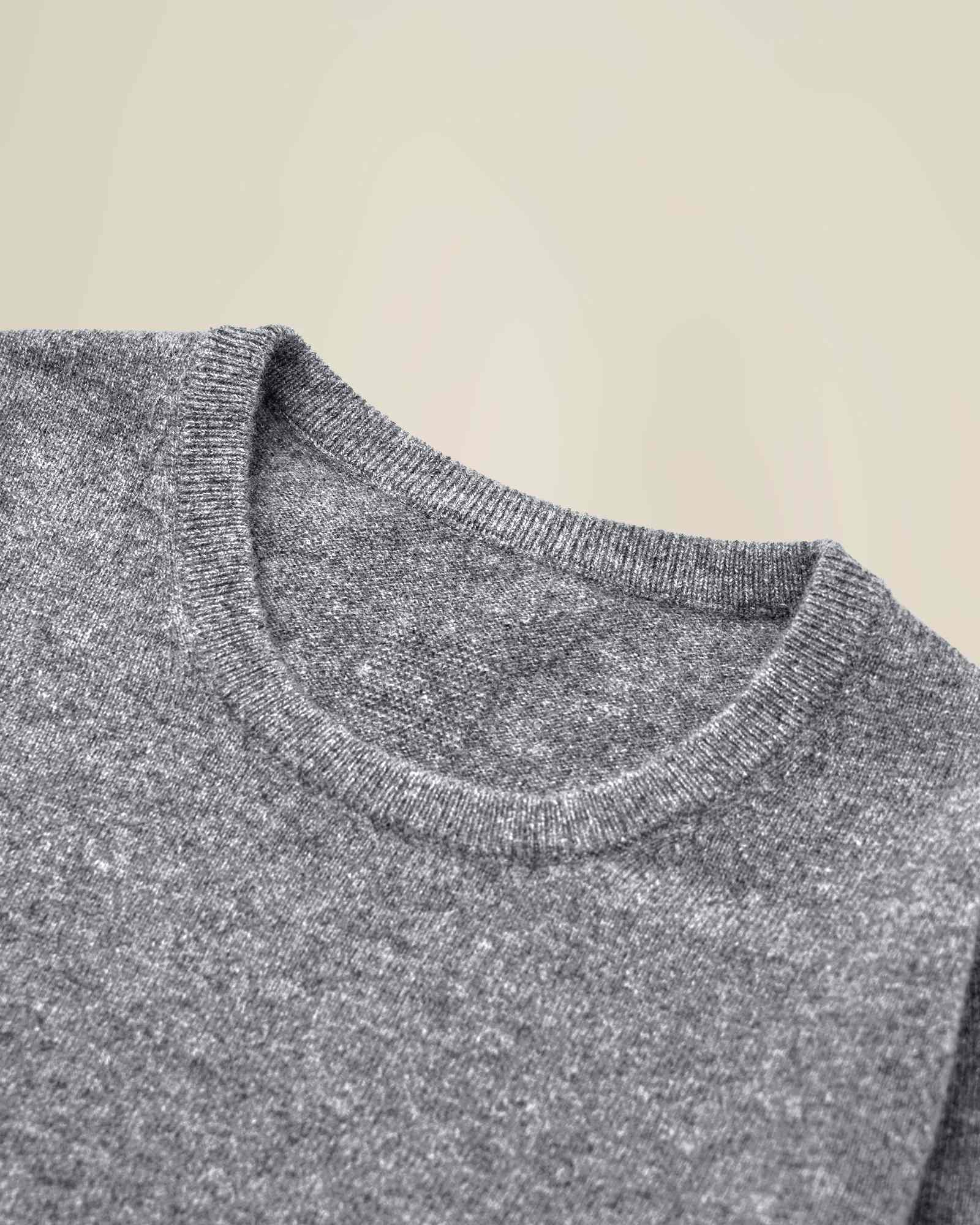 Classic women's Crewneck 100% Cashmere Sweater