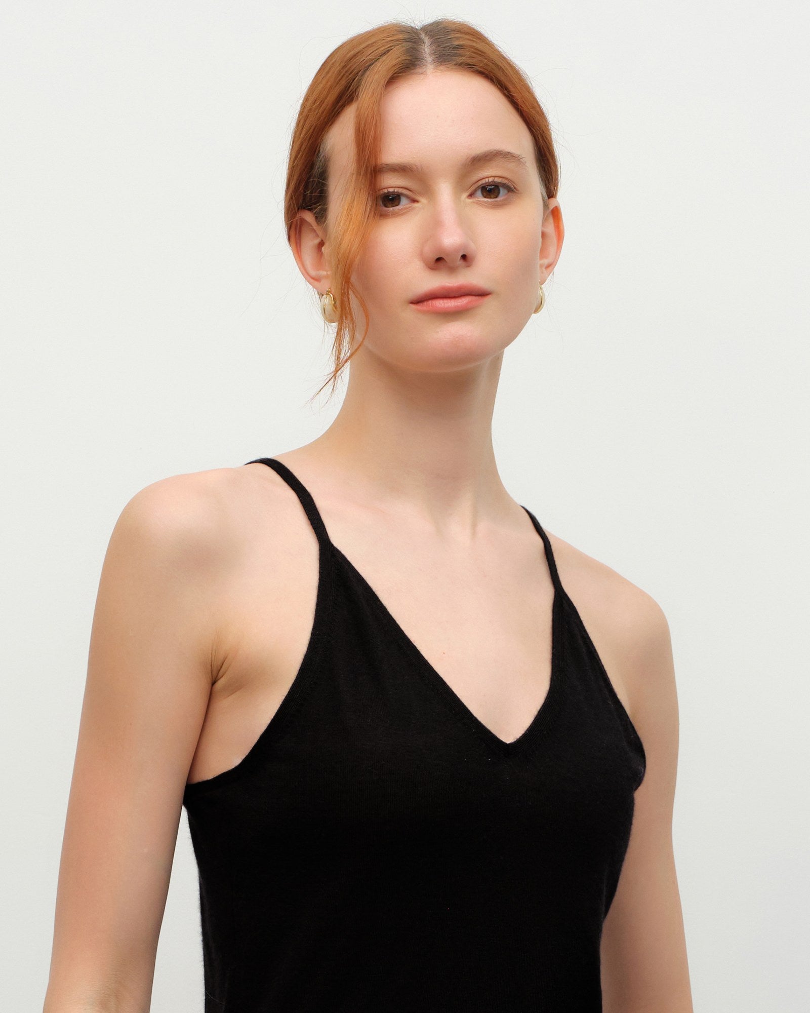 Lightweight Cashmere Silk V-Neck Tank