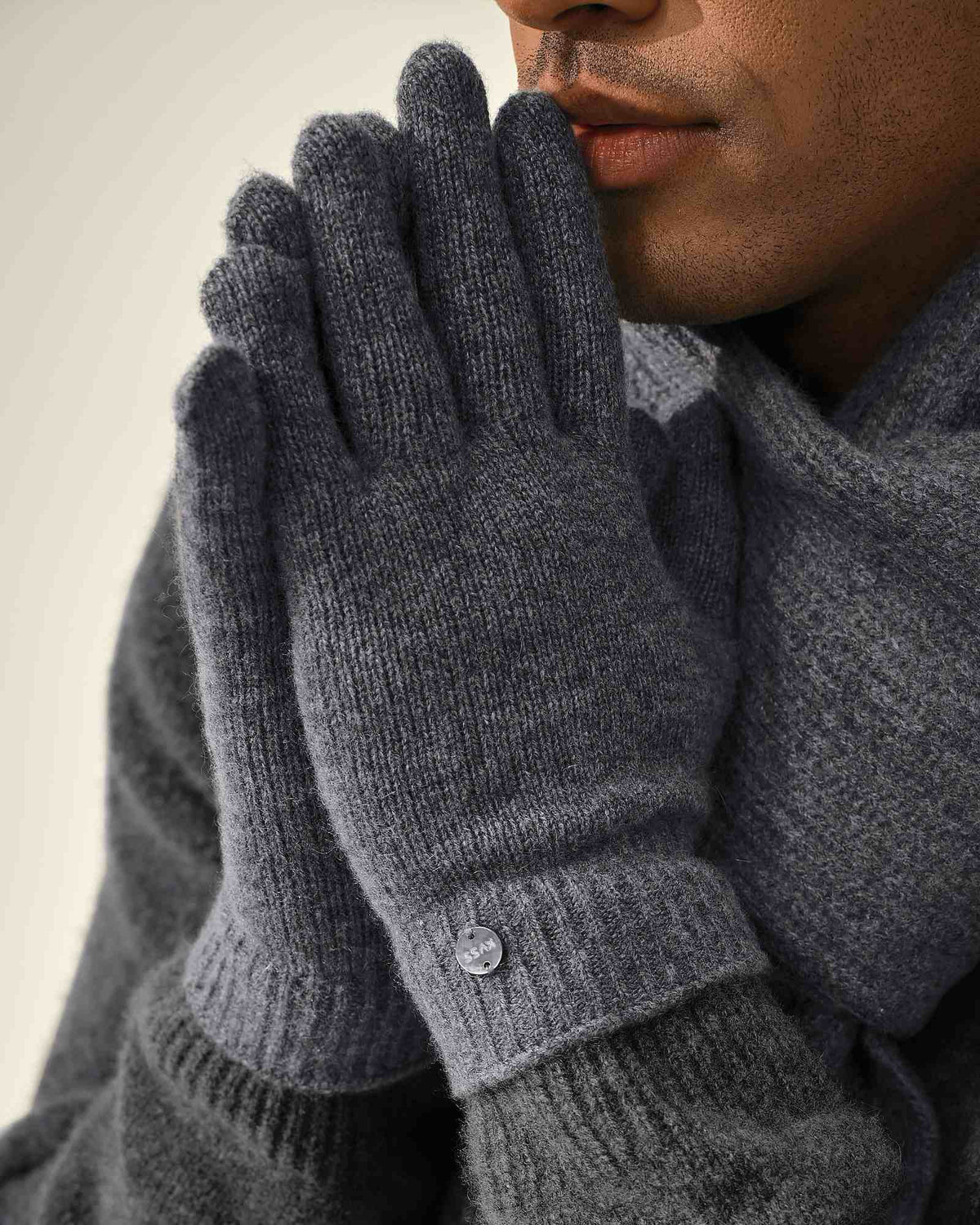cashmere grey gloves