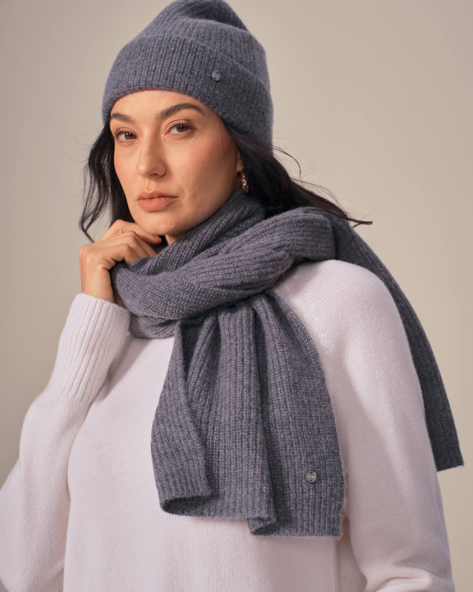 cashmere hat scarf and gloves  kvss