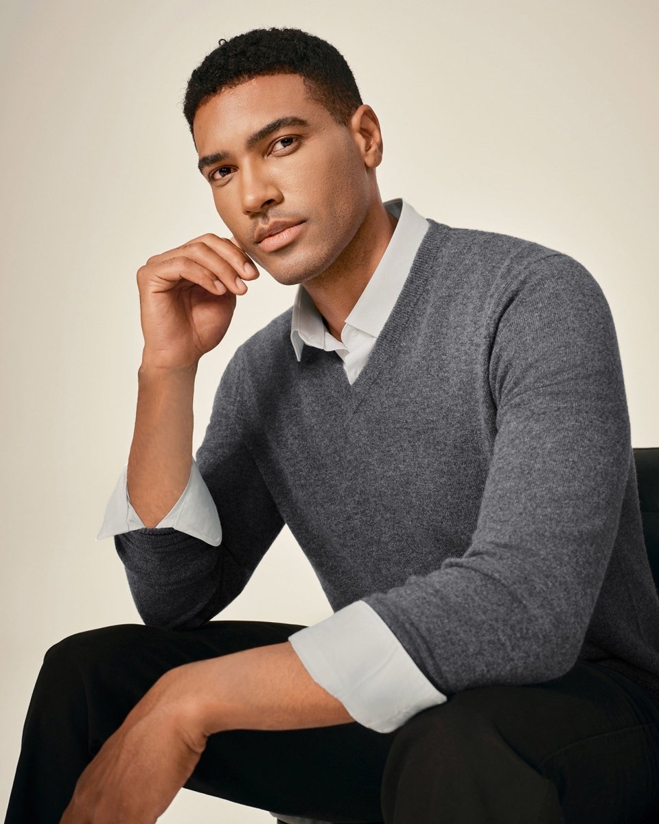 Classic Men's Cashmere V - Neck Pullover