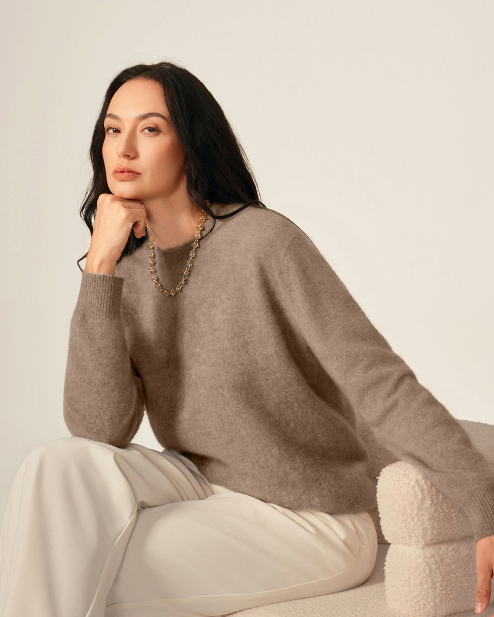 Essential Pure Cashmere Crewneck Sweater