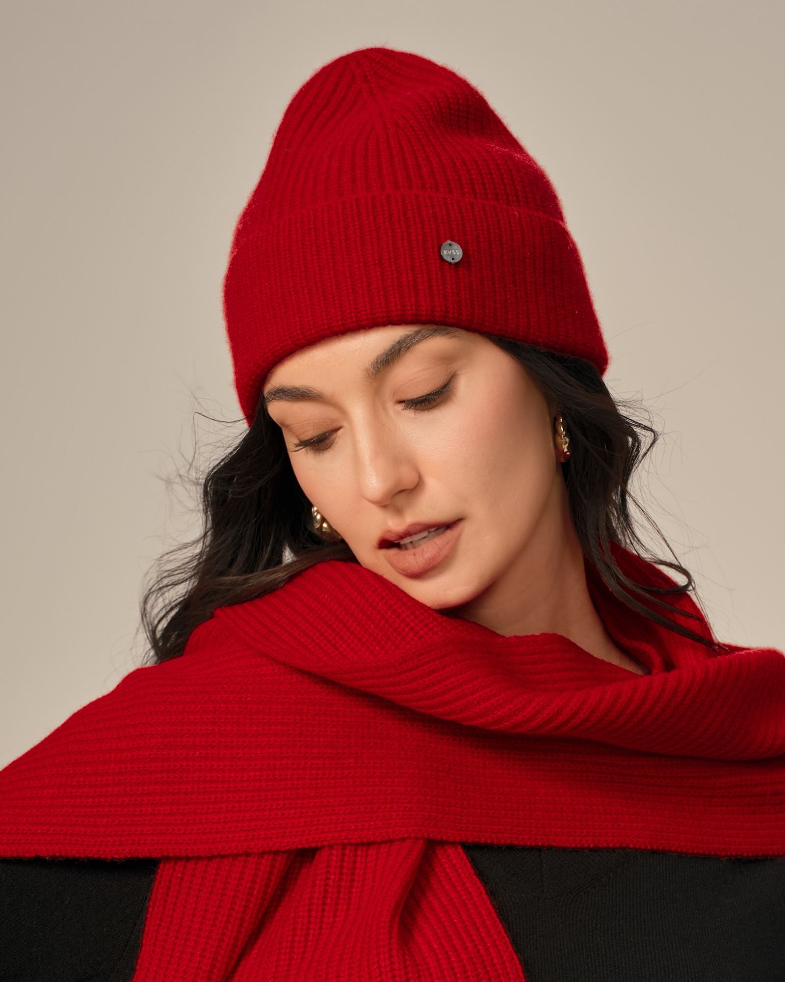 red cashmere hat womens